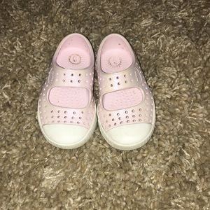 Native Juniper Iridescent Pink